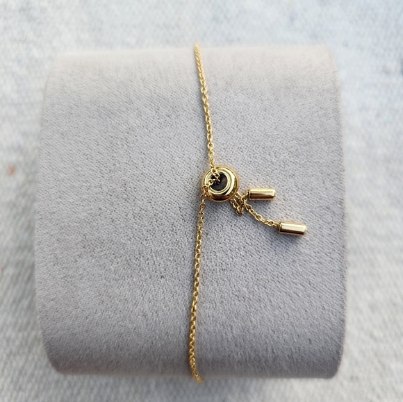 Michael Kors Gift Set - Picture 11 of 14